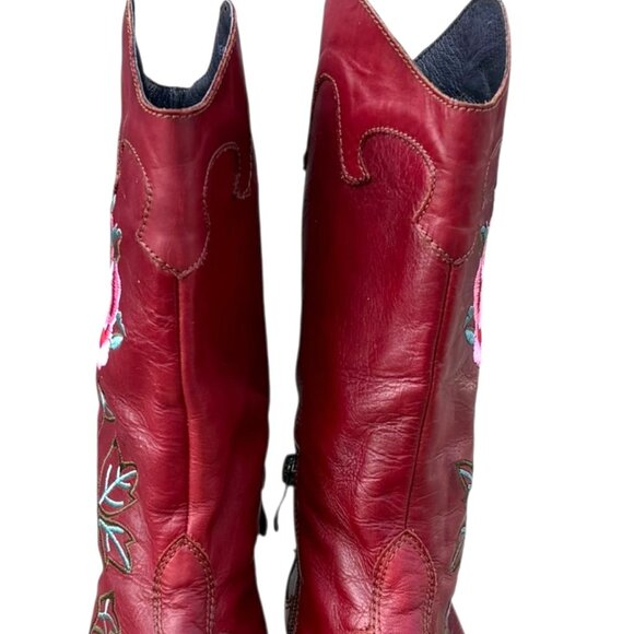 L'Artiste Women's Red Rose Embroidered Leather Boots Size 7.5 / 8 - Picture 7 of 15